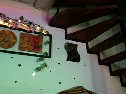 Snapshot of dreamgirl_sweet chatting on 17, 9, 2025 dreamgirl sweet online show from 17, 9, 2025