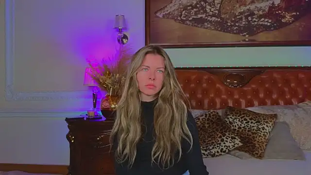 Real Tini online show from 15, 11, 2025