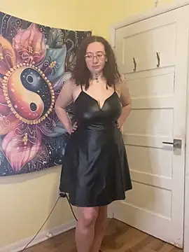 mistress kasha online show from 4, 2, 2026