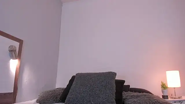 MELISSA ALVAREZ online show from 17, 1, 2025