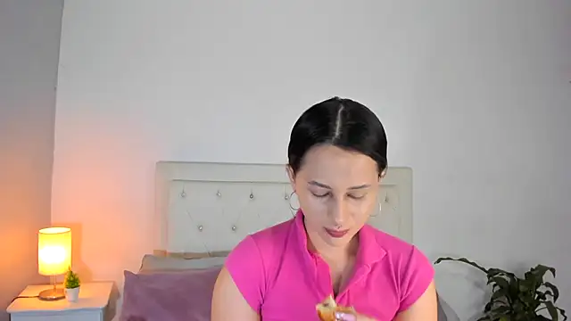 MELISSA ALVAREZ online show from 29, 10, 2025