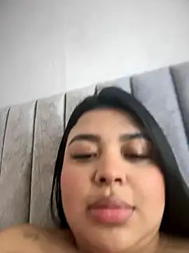 Emily cooper20 online show from 28, 9, 2025