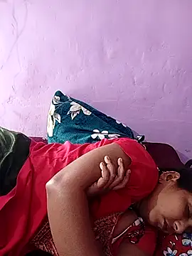 Snapshot of reemacouple007 chatting on 7, 3, 2026 reemacouple007 online show from 7, 3, 2026