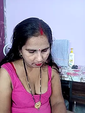 Snapshot of reemacouple007 chatting on 10, 3, 2026 reemacouple007 online show from 10, 3, 2026