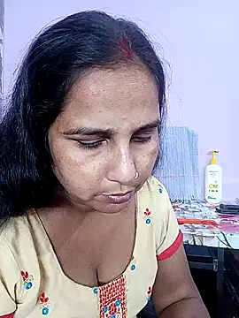 Snapshot of reemacouple007 chatting on 24, 3, 2026 reemacouple007 online show from 24, 3, 2026