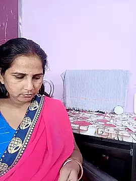 Snapshot of reemacouple007 chatting on 29, 3, 2026 reemacouple007 online show from 29, 3, 2026