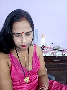 Snapshot of reemacouple007 chatting on 6, 4, 2026 reemacouple007 online show from 6, 4, 2026