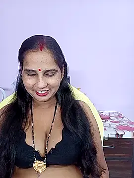 Snapshot of reemacouple007 chatting on 10, 4, 2026 reemacouple007 online show from 10, 4, 2026