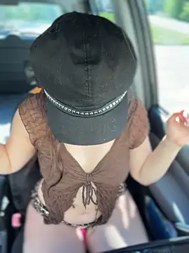 urpuppymoon online show from 10, 4, 2026