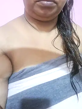 Snapshot of Ravina_patil1 chatting on 18, 7, 2026 Ravina patil1 online show from 18, 7, 2026