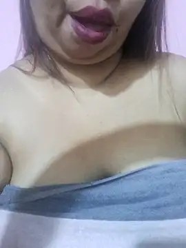 Snapshot of Ravina_patil1 chatting on 19, 7, 2026 Ravina patil1 online show from 19, 7, 2026
