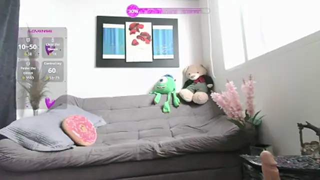 Melissa Daniiels online show from 2, 12, 2025