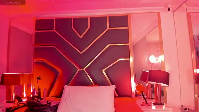 Scarlettt Ass online show from 25, 9, 2025