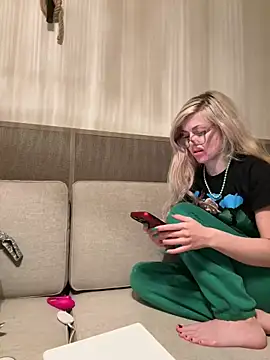 propertyofdaddy online show from 17, 3, 2025