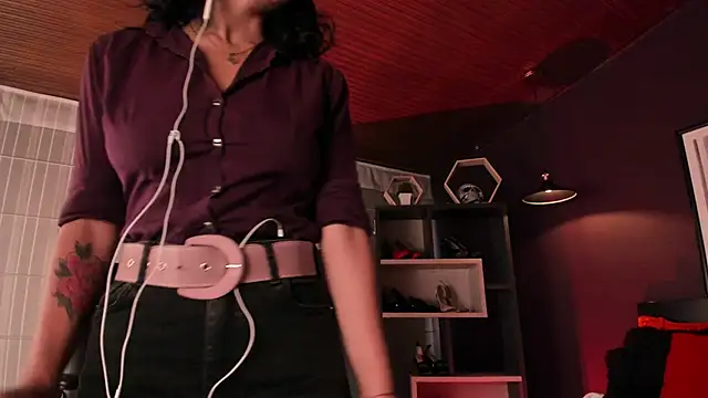 Snapshot of Moony_14 chatting on 14, 4, 2026 Moony 14 online show from 14, 4, 2026