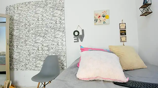Snapshot of Canhela1 chatting on 30, 9, 2025 Canhela1 online show from 30, 9, 2025