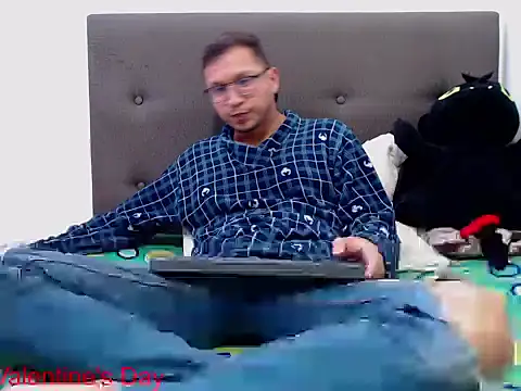 andy loverxx online show from 18, 2, 2026