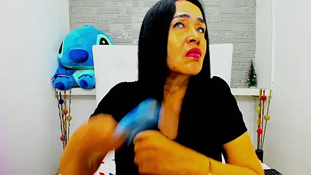 HorniestMilf online show from 11, 1, 2026