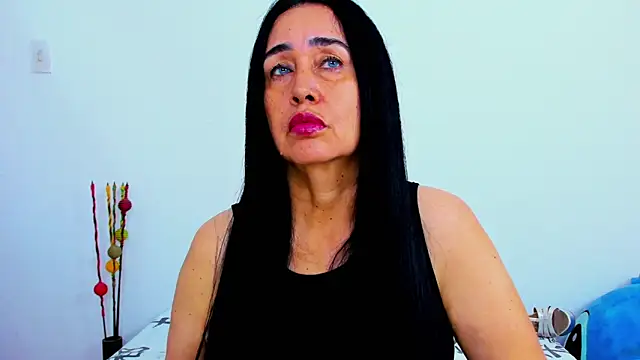 Snapshot of HorniestMilf chatting on 8, 3, 2026 HorniestMilf online show from 8, 3, 2026