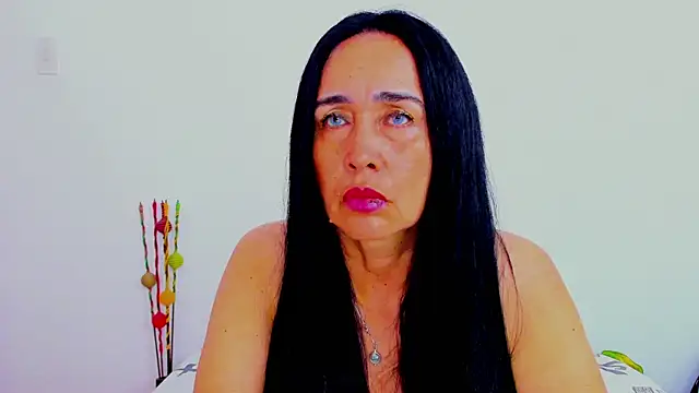 Snapshot of HorniestMilf chatting on 1, 4, 2026 HorniestMilf online show from 1, 4, 2026