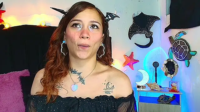 Snapshot of alisson_zafiro_ chatting on 17, 7, 2026 alisson zafiro online show from 17, 7, 2026