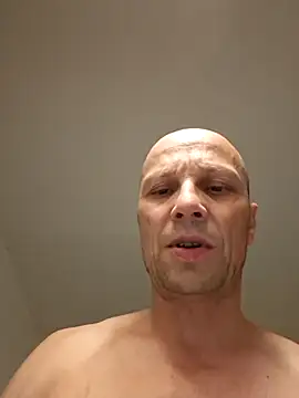 Snapshot of wedge75 chatting on 14, 5, 2026 wedge75 online show from 14, 5, 2026