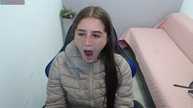 valerie diaz1 online show from 22, 12, 2025