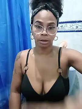 Snapshot of Melanie_candy_ chatting on 6, 4, 2026 Melanie candy online show from 6, 4, 2026