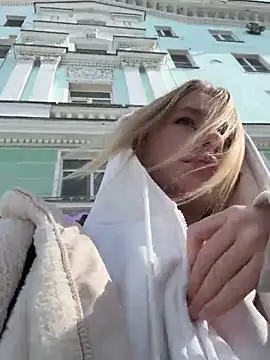 SSSATIVA model online show from 2, 3, 2025