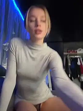 SSSATIVA model online show from 12, 3, 2025