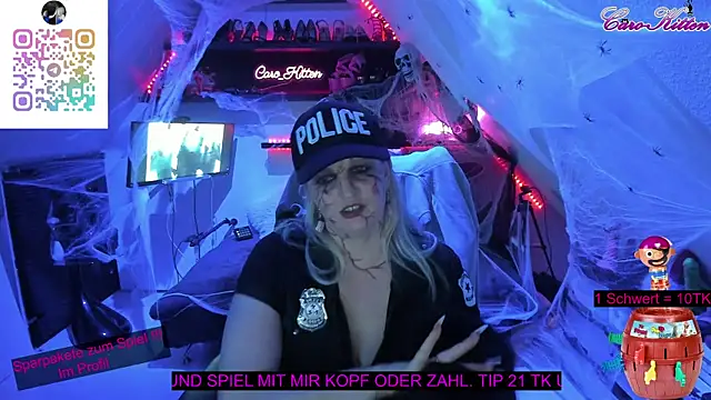 Snapshot of caro_kitten chatting on 31, 10, 2025 caro kitten online show from 31, 10, 2025