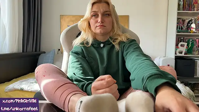 Snapshot of unicornsfeet chatting on 23, 4, 2026 unicornsfeet online show from 23, 4, 2026