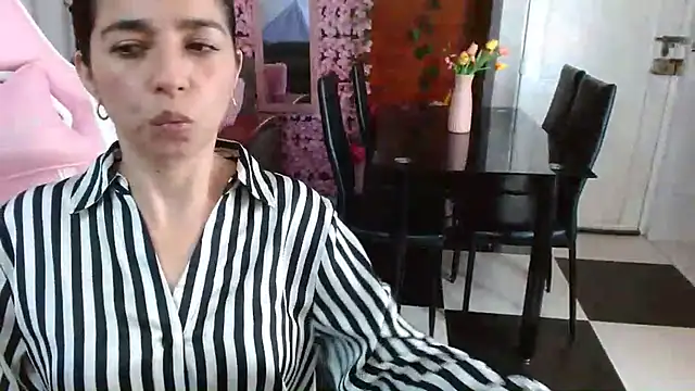 Snapshot of kendall_all4u chatting on 28, 2, 2026 kendall all4u online show from 28, 2, 2026