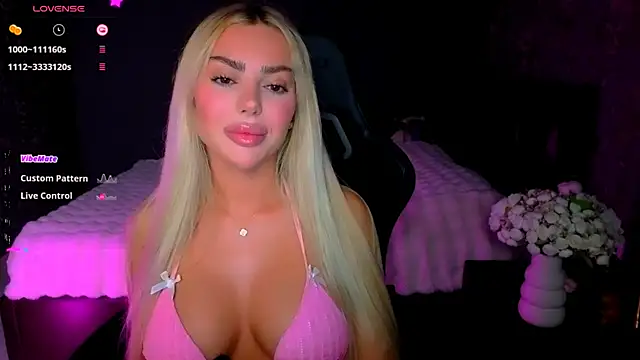Snapshot of babyleilaa chatting on 16, 6, 2026 babyleilaa online show from 16, 6, 2026