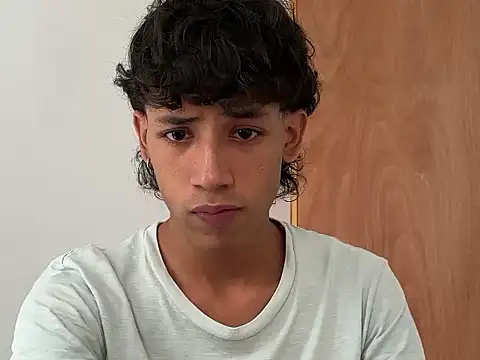 Ostin18hot online show from 24, 2, 2026