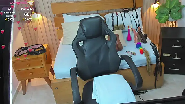 luciana ballesteros  online show from 17, 10, 2025