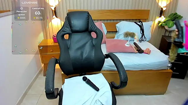 luciana ballesteros  online show from 1, 4, 2026