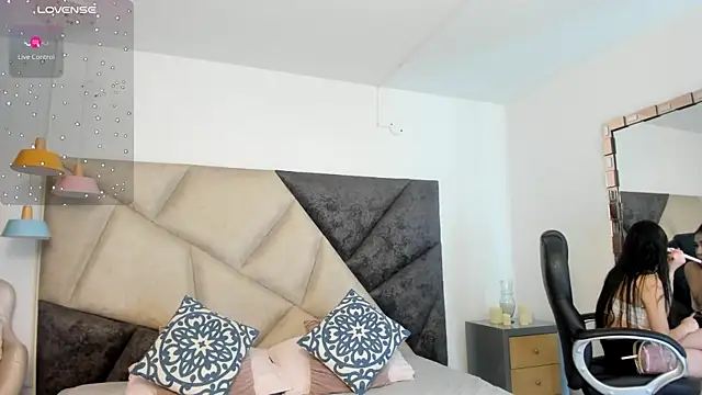 FaloonRoussel online show from 23, 10, 2025