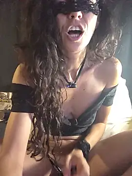 Snapshot of EmySkinny85 chatting on 17, 7, 2026 EmySkinny85 online show from 17, 7, 2026