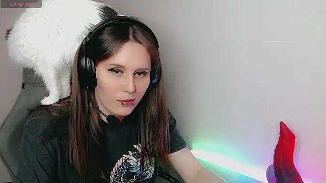 tracy cooper online show from 4, 1, 2025