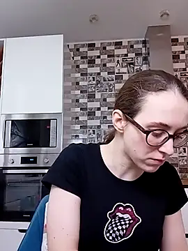 Snapshot of MartiniiSelenna chatting on 27, 1, 2025 MartiniiSelenna online show from 27, 1, 2025