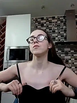Snapshot of MartiniiSelenna chatting on 28, 1, 2025 MartiniiSelenna online show from 28, 1, 2025