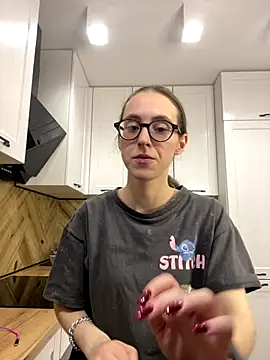 Snapshot of MartiniiSelenna chatting on 17, 9, 2025 MartiniiSelenna online show from 17, 9, 2025