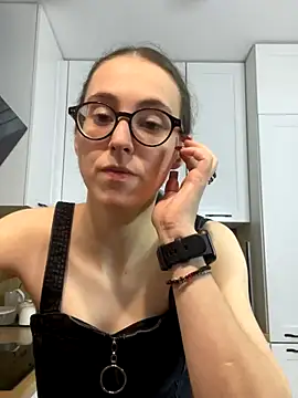 Snapshot of MartiniiSelenna chatting on 1, 10, 2025 MartiniiSelenna online show from 1, 10, 2025