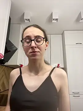 Snapshot of MartiniiSelenna chatting on 7, 1, 2026 MartiniiSelenna online show from 7, 1, 2026