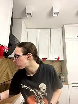 Snapshot of MartiniiSelenna chatting on 15, 1, 2026 MartiniiSelenna online show from 15, 1, 2026