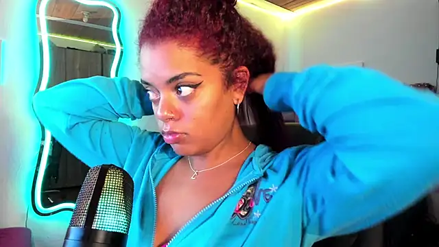 ladyrd1 online show from 15, 1, 2025