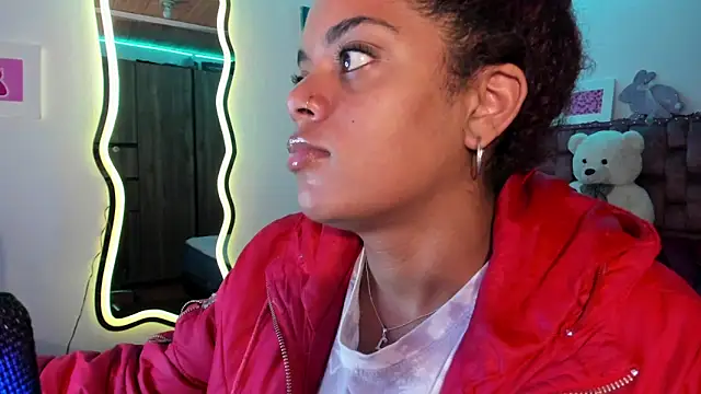 ladyrd1 online show from 23, 2, 2025