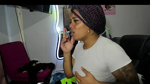 ladyrd1 online show from 27, 11, 2025