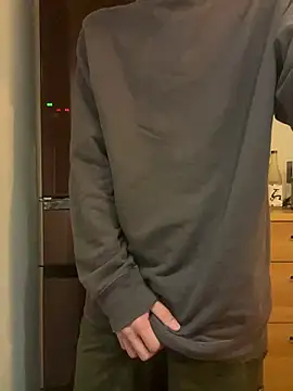 saku chan live online show from 13, 3, 2026